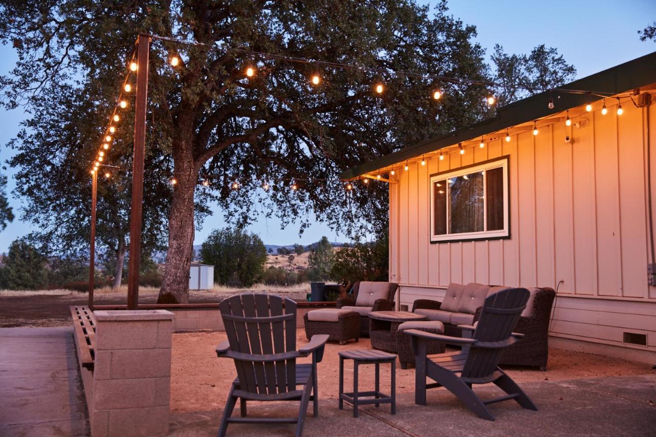 Bed And Barrel At Stonehouse Cellars Clearlake Oaks Exterior foto