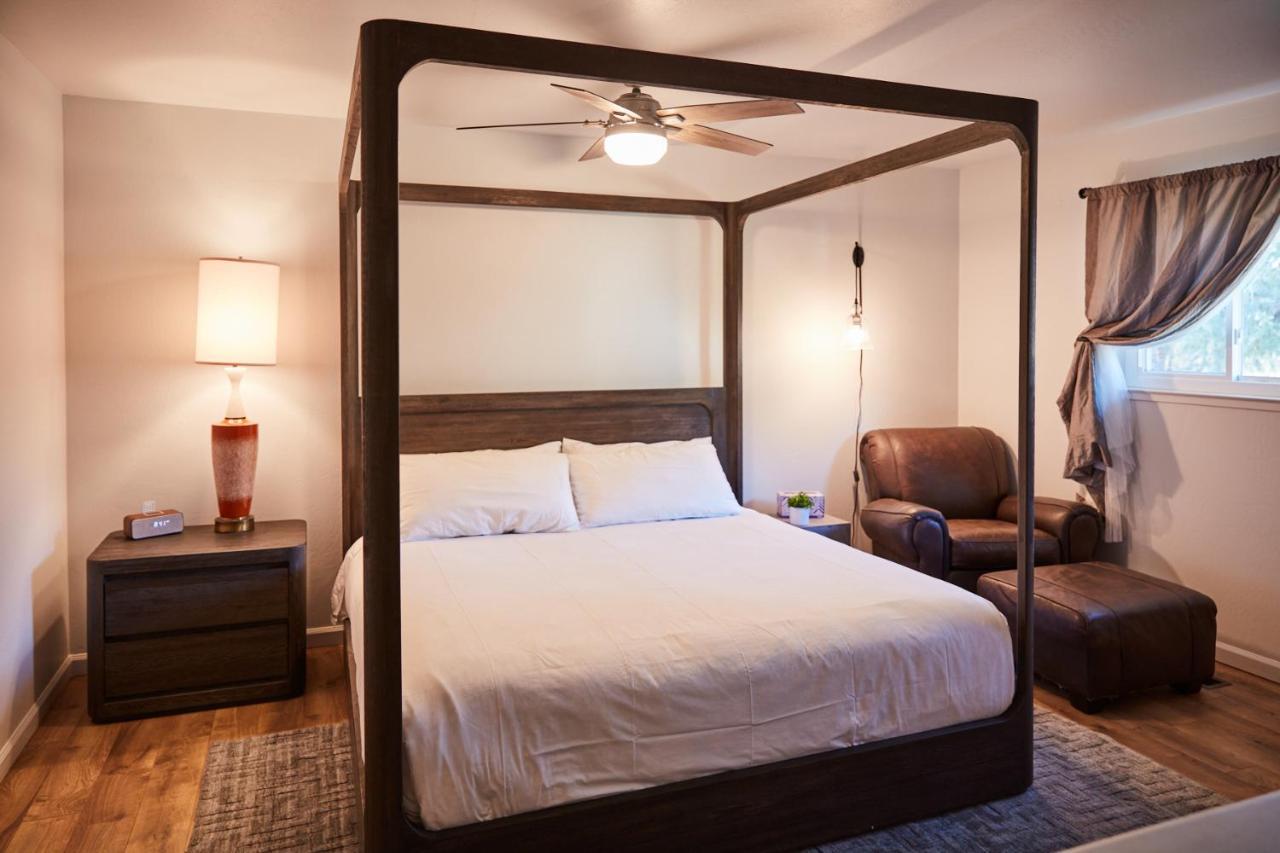 Bed And Barrel At Stonehouse Cellars Clearlake Oaks Exterior foto